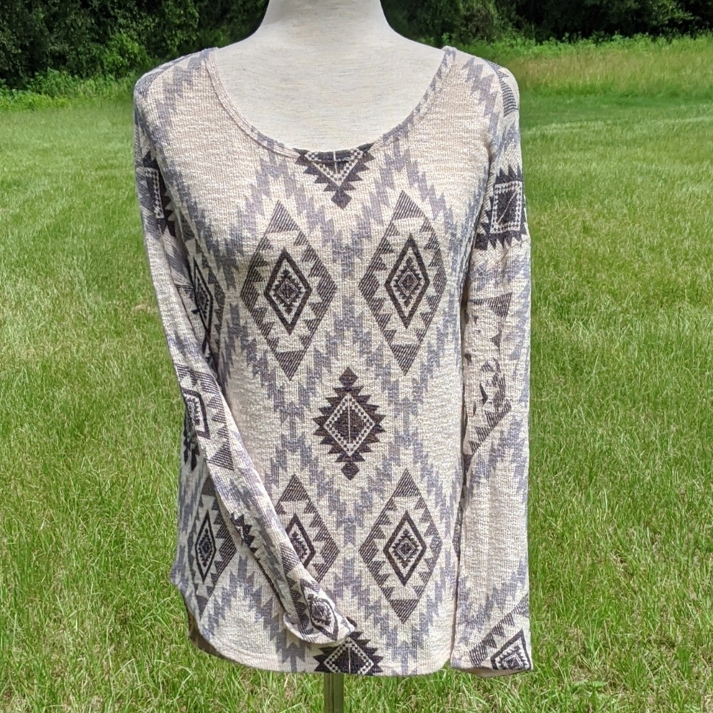 Ginger G cream grey Aztec print long sleeve L - Picture 1 of 4